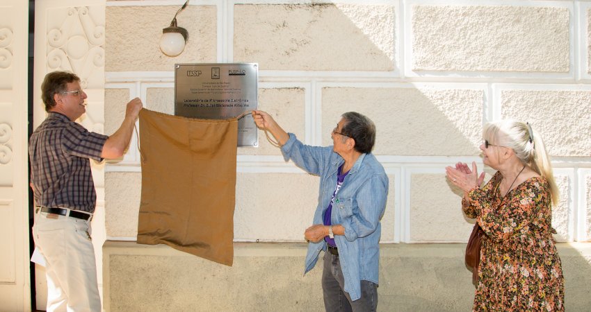 Docente da Esalq/USP é homenageado com nome em laboratório de pesquisa da universidade